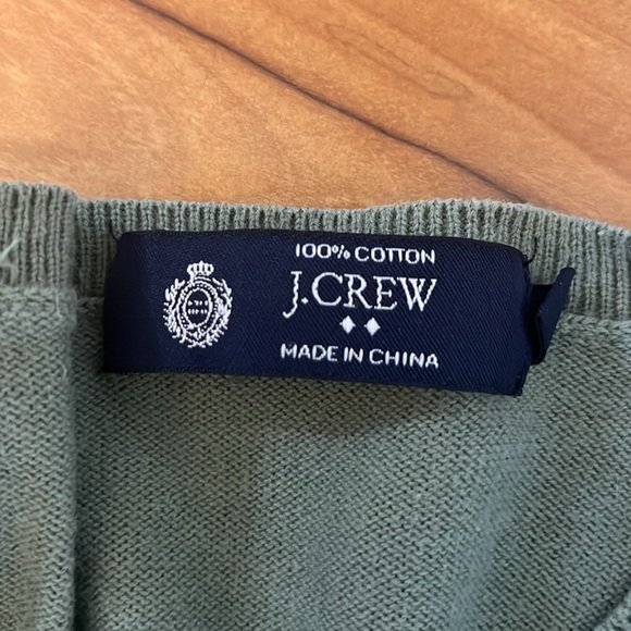 J.Crew V-Neck - Picture 3 of 4